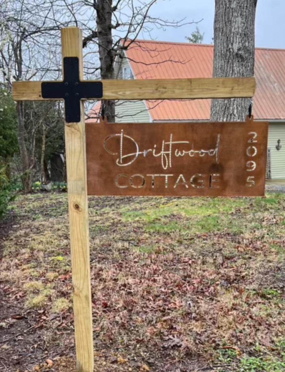 Driftwood Cottage With Hot Tub On Lake Cumberland Russell Springs Exterior foto